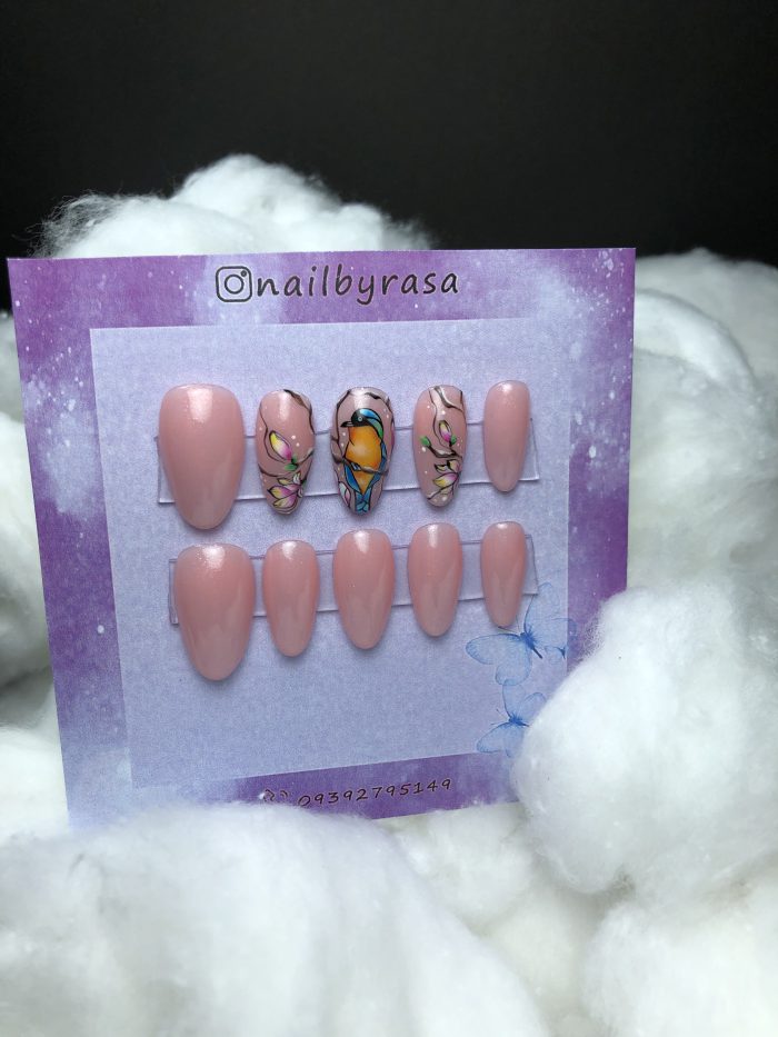 ناخن مصنوعی راسا با مواد کاشت