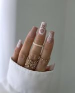 ناخن مصنوعی راسا با مواد کاشت