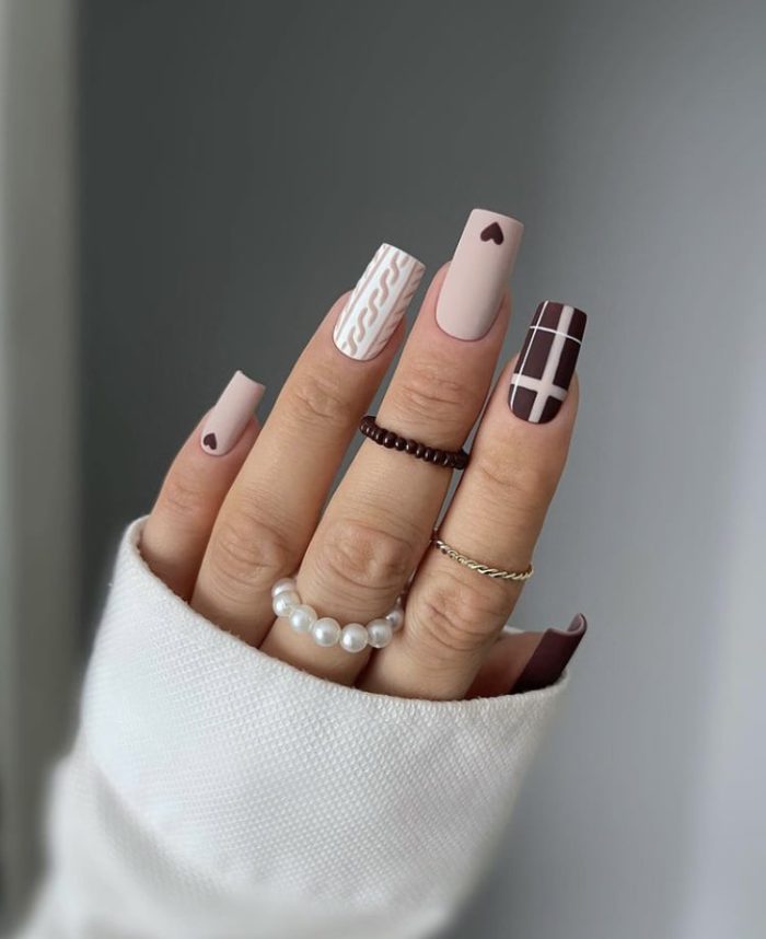 ناخن مصنوعی راسا با مواد کاشت