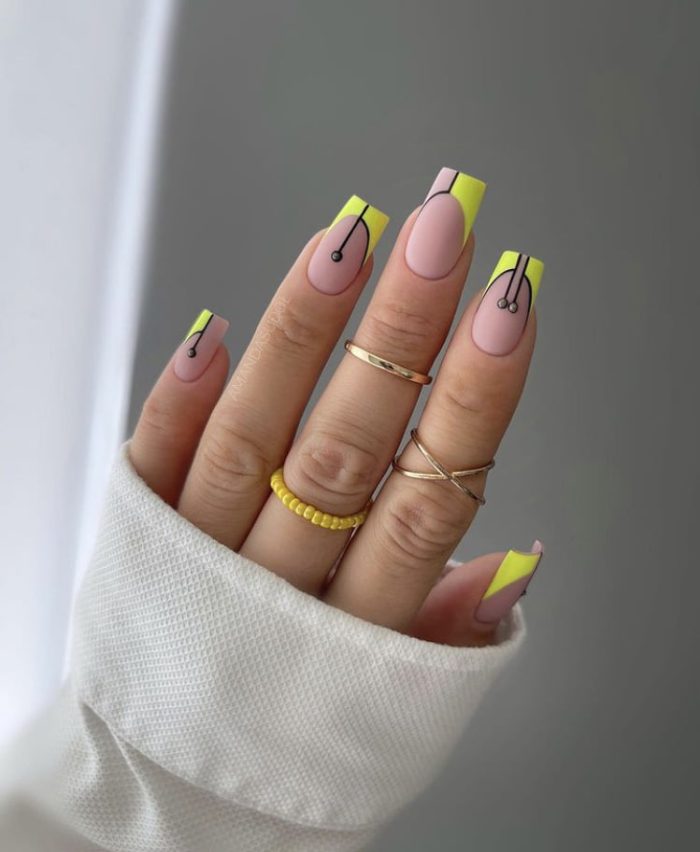 ناخن مصنوعی راسا با مواد کاشت