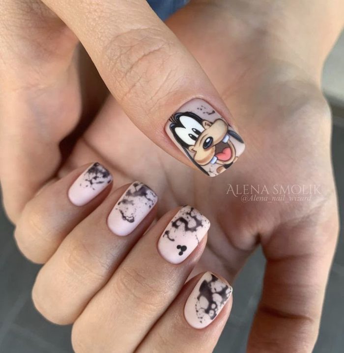 ناخن مصنوعی راسا با مواد کاشت