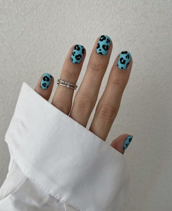 ناخن مصنوعی راسا با مواد کاشت