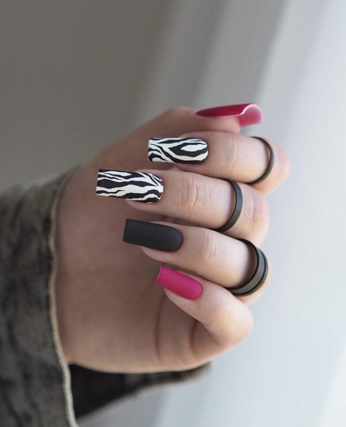 ناخن مصنوعی راسا با مواد کاشت