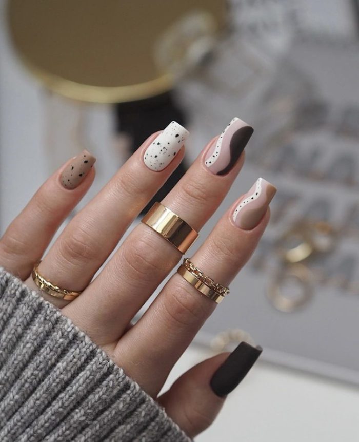 ناخن مصنوعی راسا با مواد کاشت