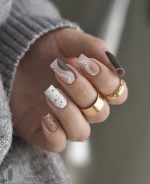 ناخن مصنوعی راسا با مواد کاشت