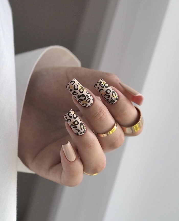 ناخن مصنوعی راسا با مواد کاشت