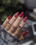 ناخن مصنوعی راسا با مواد کاشت