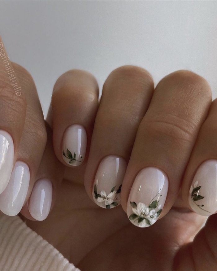 ناخن مصنوعی راسا با مواد کاشت