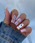 ناخن مصنوعی راسا مدل مار و جشم