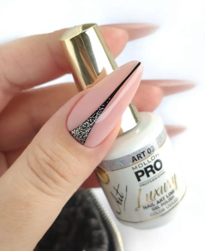 ناخن مصنوعی راسا مدل مشکی خط وسط ناخن - Image 5