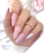 ناخن مصنوعی راسا مدل صورتی اکلیلی طرح ماربل