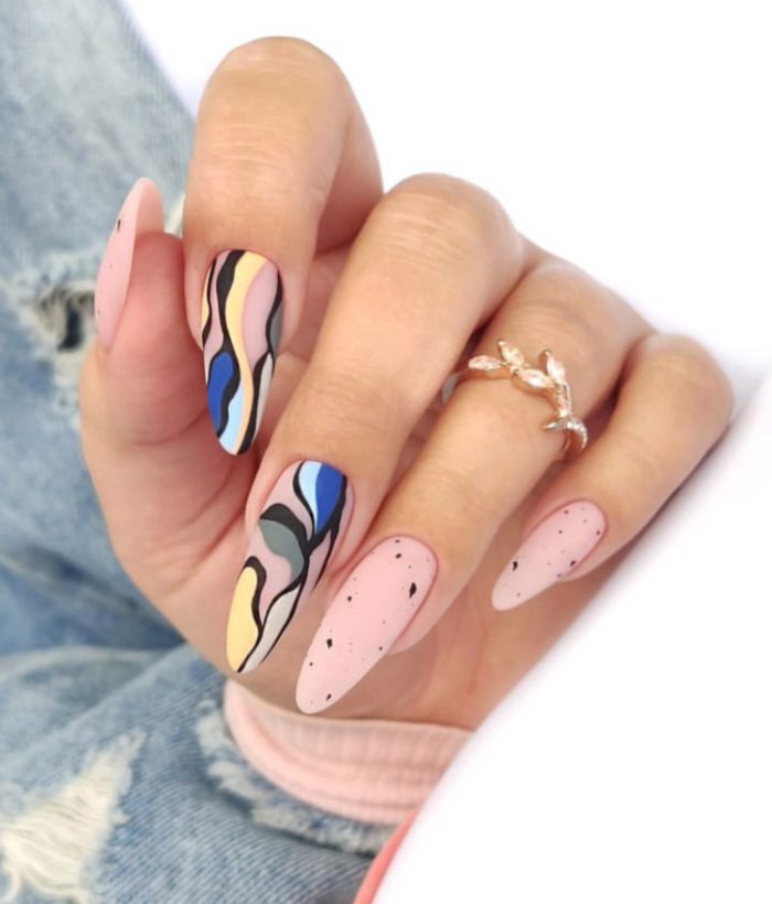 ناخن مصنوعی راسا مدل نود طرح خطی رنگی