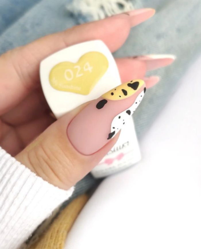 ناخن مصنوعی راسا مدل زرد و سفید طرح مینیمال - Image 5