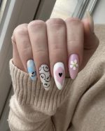 ناخن مصنوعی راسا مدل مینیمال طرح اسمایل و گل