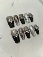 ناخن مصنوعی راسا مدل مشکی نقره ای طرح قلب کد RSR83 - Image 6