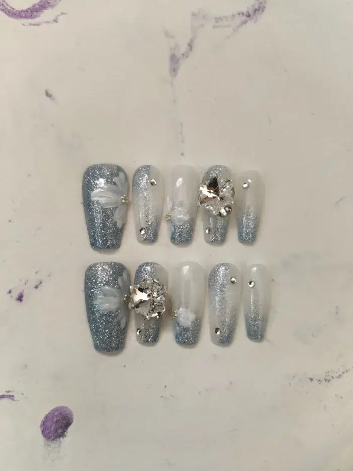 ناخن مصنوعی راسا مدل آبی اکلیلی طرح گل و نگین کد RSR1072 - Image 6