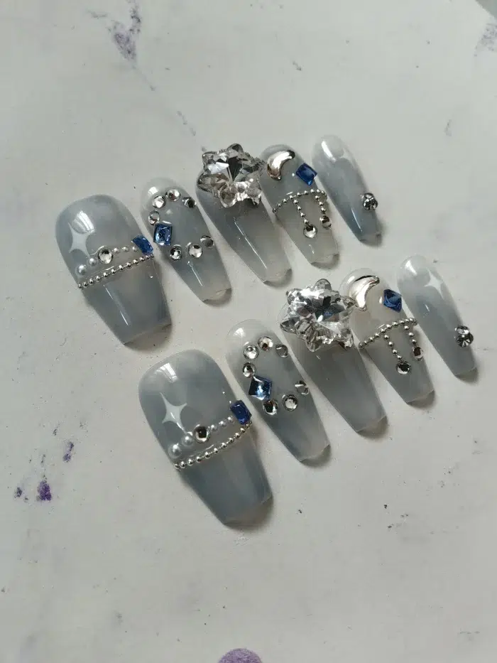ناخن مصنوعی راسا مدل آبی بیبی شیری طرح نگین دار ستاره ای کد RSR832 - Image 2