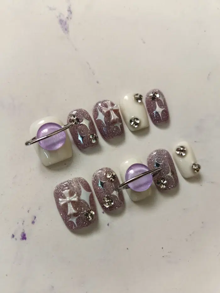 ناخن مصنوعی راسا مدل بنفش سفید اکلیلی طرح کهکشانی کد RSR1128 - Image 2