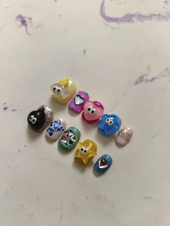 ناخن مصنوعی راسا مدل فانتزی رنگی طرح قلب و ستاره کد RSR825