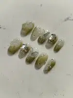 ناخن مصنوعی راسا مدل بیبی بومر سبز طرح گل و پروانه کد RSR621 - Image 2