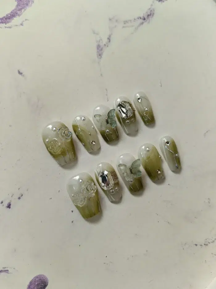 ناخن مصنوعی راسا مدل بیبی بومر سبز طرح گل و پروانه کد RSR621 - Image 3