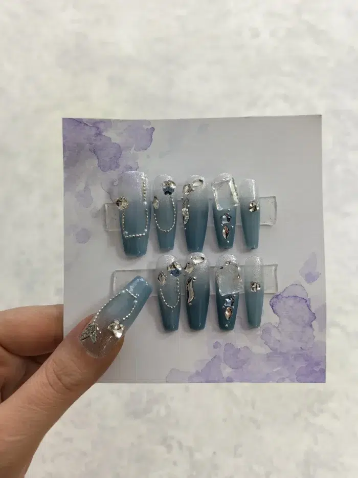 ناخن مصنوعی راسا مدل آبی بیبی بومر طرح پروانه و نگین کد RSR1178 - Image 3