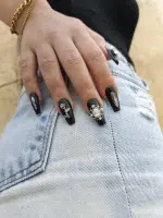 ناخن مصنوعی برجسته راسا مشکی طرح گل و پروانه