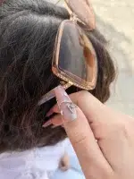 ناخن مصنوعی راسا مدل بیبی بومر صورتی متوسط طرح نگین دار