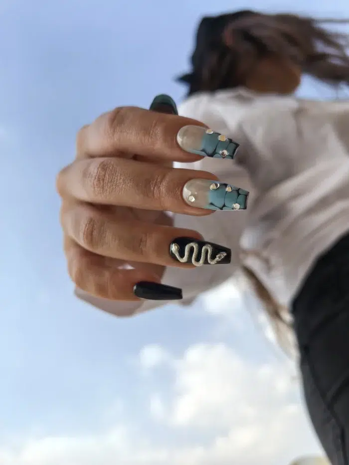 ناخن مصنوعی راسا مدل آبی مشکی طرح ماری کد RSR522 - Image 4