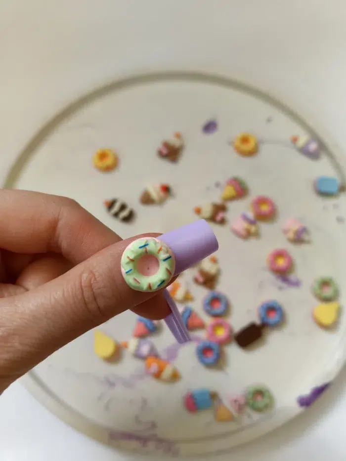 استیکر برجسته ناخن راسا طرح دونات