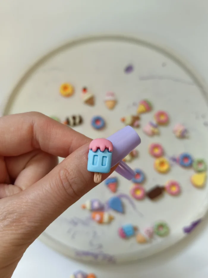 استیکر برجسته ناخن راسا طرح بستنی آبی