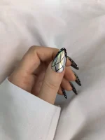 ناخن مصنوعی فرنچ مشکی راسا مدل کروم طرح بال مگسی