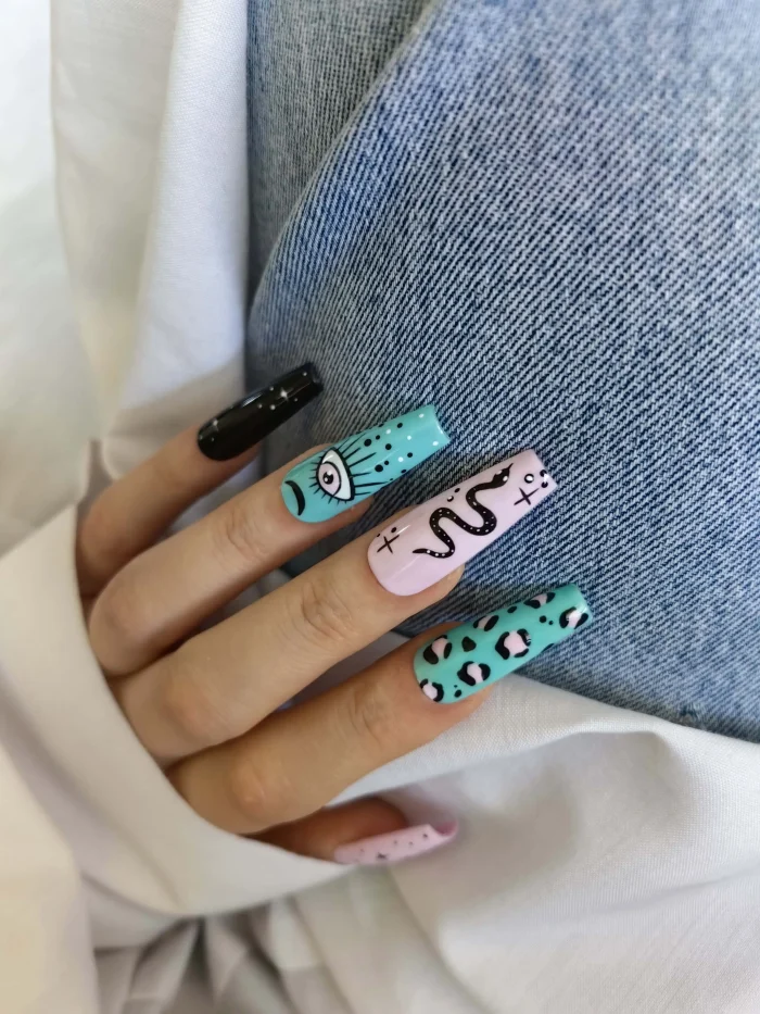 ناخن مصنوعی راسا مدل چشم و مار و پلنگی