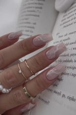 ناخن مصنوعی راسا مدل ماربل سفید سنگی رنگ بیس نود