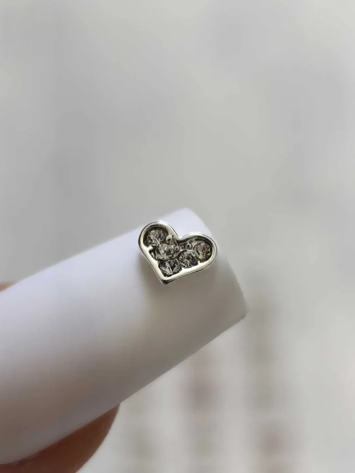 استیکر برجسته ناخن راسا طرح قلب نقره ای