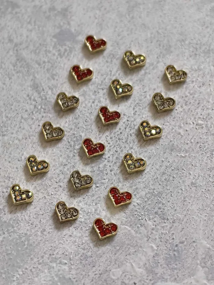 استیکر برجسته ناخن راسا طرح قلب قرمز طلایی نقره ای