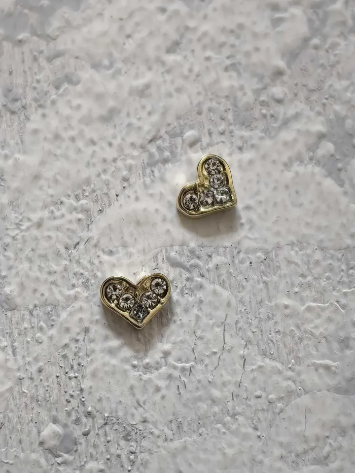 استیکر برجسته ناخن راسا طرح قلب قرمز طلایی نقره ای