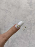 استیکر برجسته ناخن راسا طرح قلب سفید