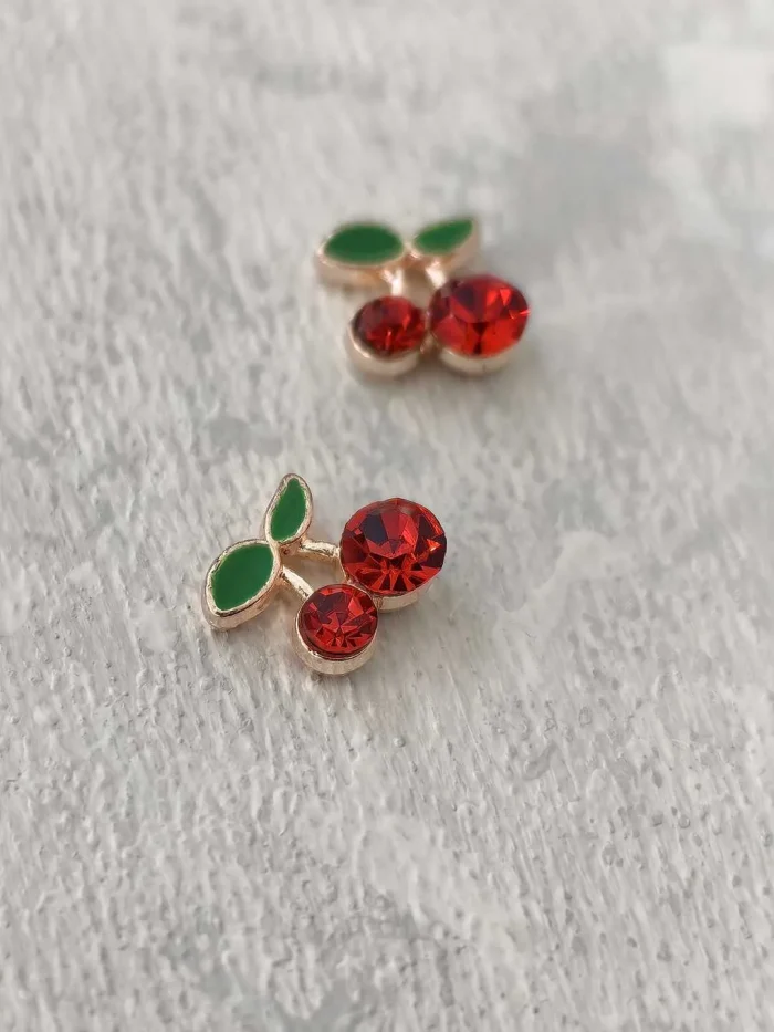 استیکر برجسته ناخن راسا طرح آلبالو قرمز