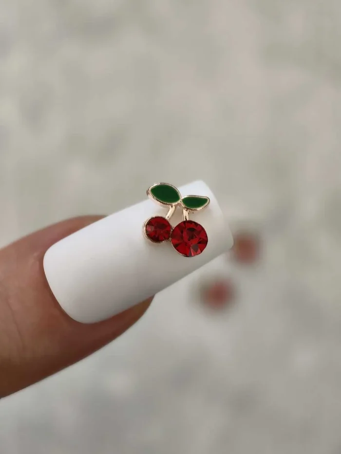 استیکر برجسته ناخن راسا طرح آلبالو قرمز