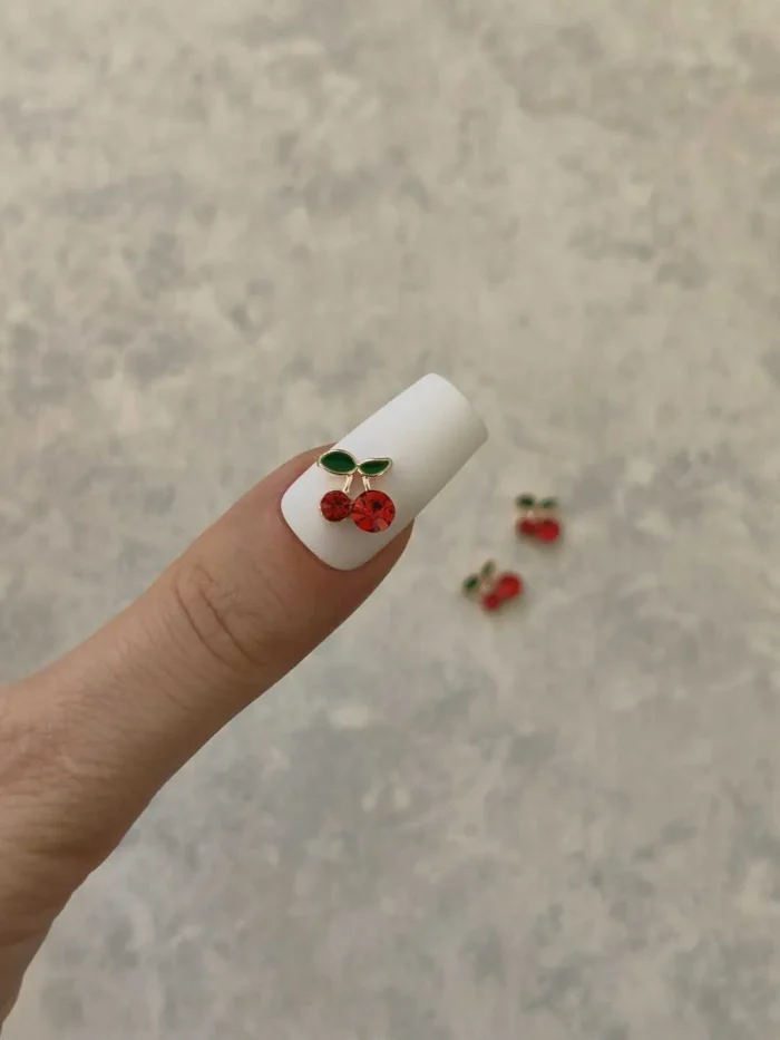 استیکر برجسته ناخن راسا طرح آلبالو قرمز