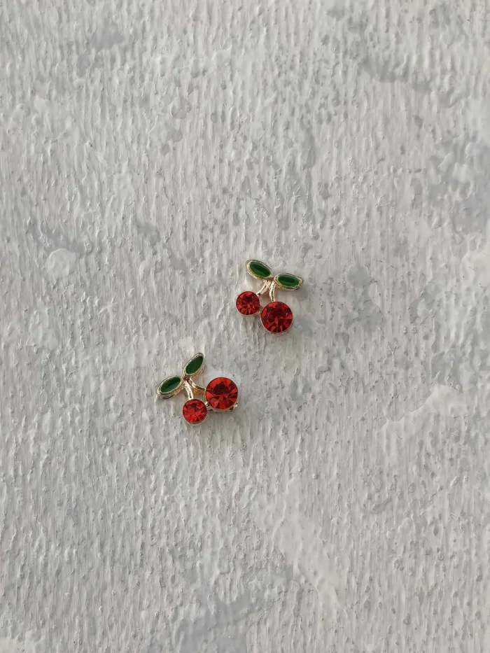 استیکر برجسته ناخن راسا طرح آلبالو قرمز