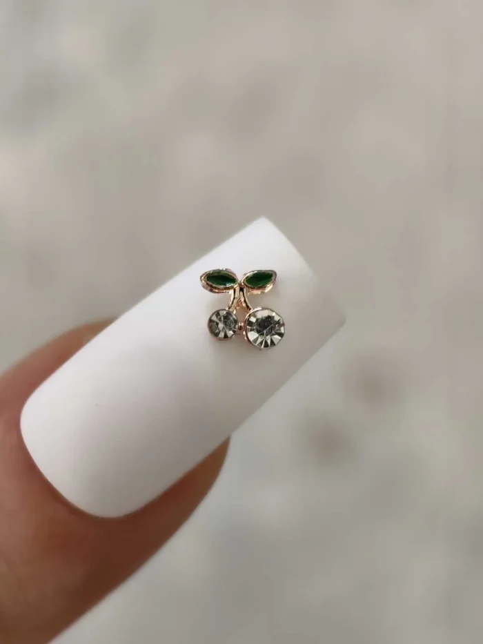 استیکر برجسته ناخن راسا طرح آلبالو سفید