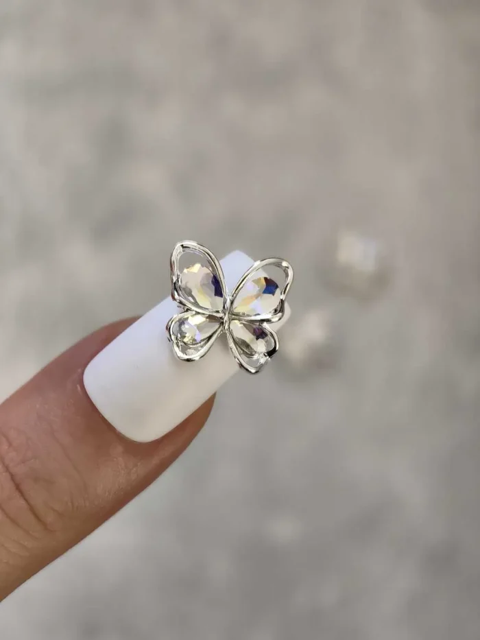 استیکر برجسته ناخن راسا طرح پروانه سرخابی نقره ای