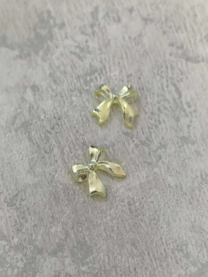 استیکر برجسته ناخن راسا طرح پاپیون زرد