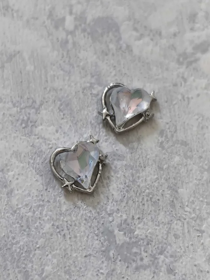 استیکر برجسته ناخن راسا طرح قلب سفید