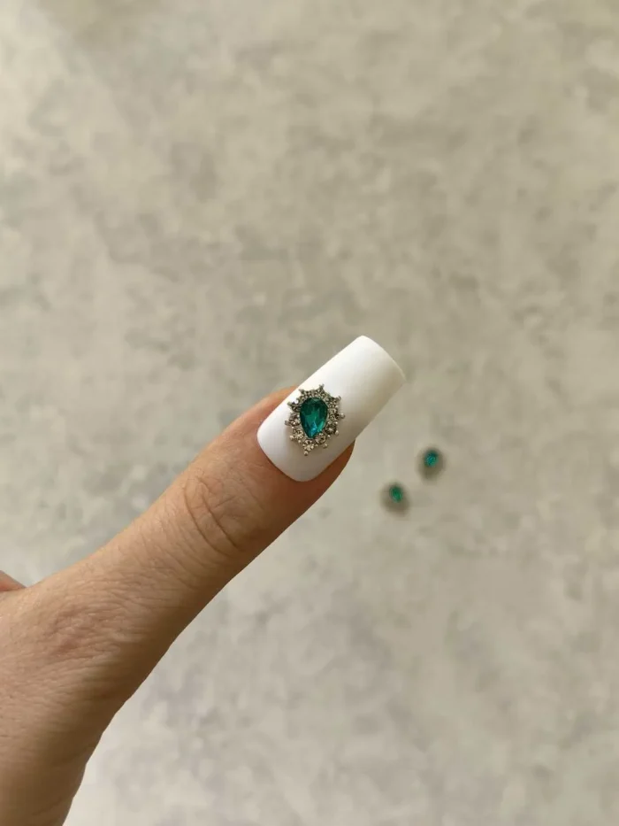 استیکر برجسته ناخن راسا طرح نگین فیروزه ای