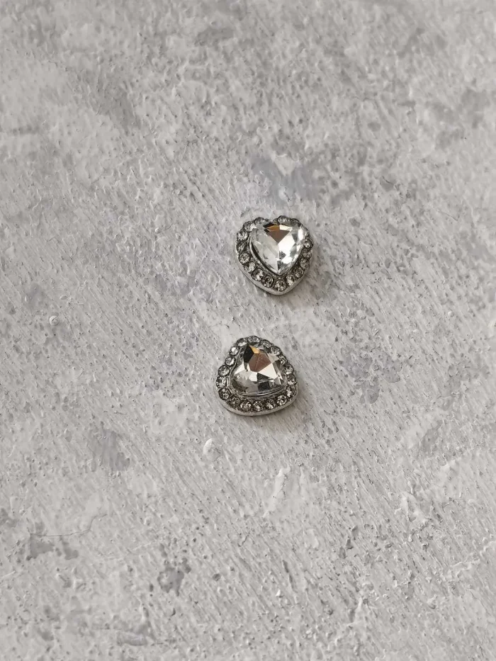 استیکر برجسته ناخن راسا طرح قلب نگین دار سفید