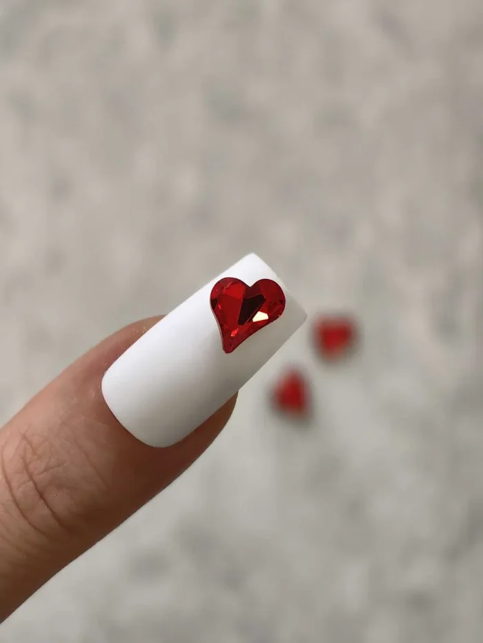 استیکر برجسته ناخن راسا طرح قلب رنگی قرمز