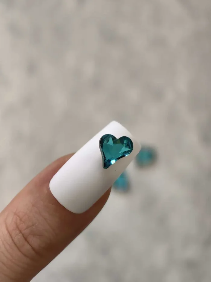 استیکر برجسته ناخن راسا طرح قلب رنگی آبی آسمانی